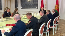 Лукашенко поручил до 1 января решить вопрос по требованиям к медикам в частных центрах