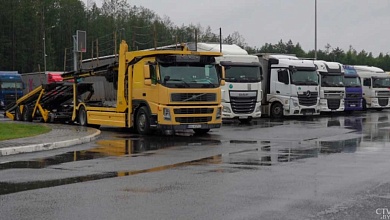 Польша возвращает грузовики из Беларуси — Литва считает убытки в миллиард евро