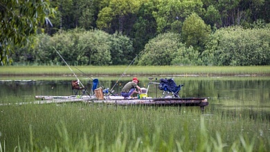 За экран-телевизор можно и ответить! Сколько на рыбака и какого размера они должны быть?