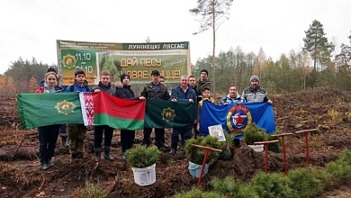 Все больше лунинчан присоединяется к республиканской добровольной акции «Дай лесу новае жыццё!»