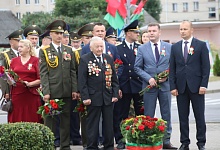 День Независимости Республики Беларусь празднуют в Лунинце (фоторепортаж)