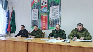 Насущные вопросы обсудили в Лунинецком лесхозе