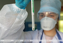 В Беларуси в стационарах находятся 394 человека с коронавирусом