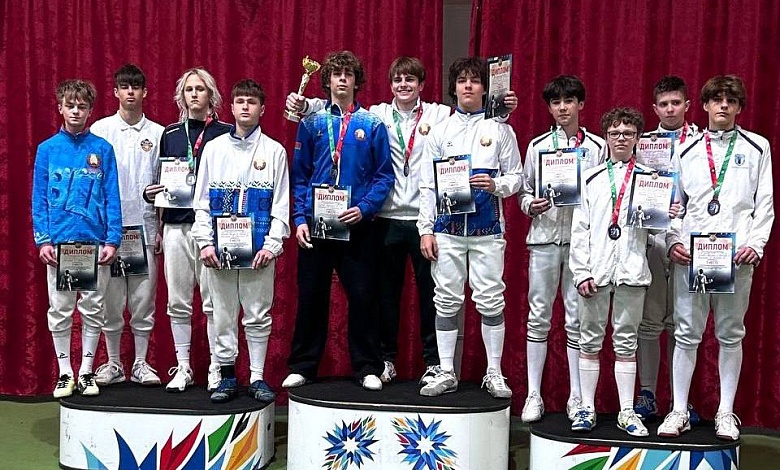 Мушкетеры и рядом не стояли! Брестчане показали класс по фехтованию!