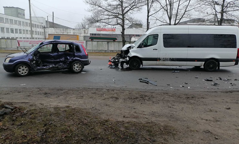 За выходные на Брестчине в 4-х ДТП один человек погиб и три получили травмы