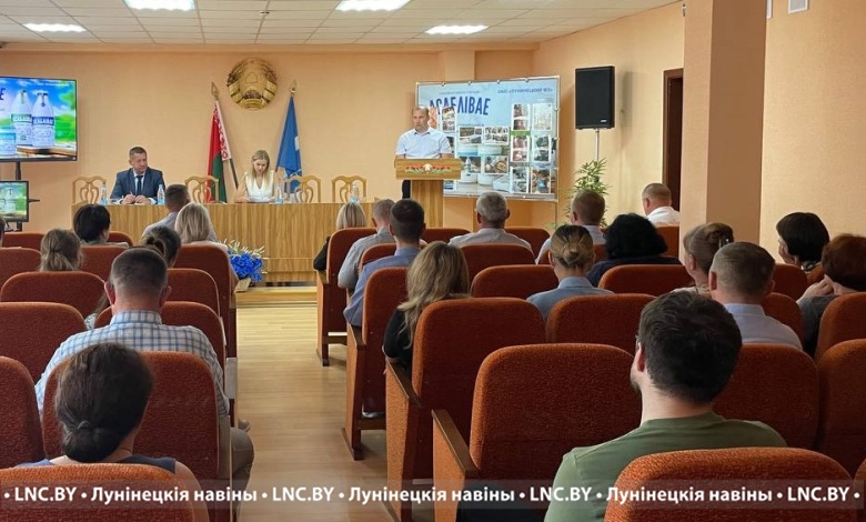 Александр Савина в рамках Единого дня информирования встретился с коллективом Лунинецкого молочного завода