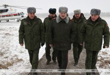 Photo of Новый полк и жилье для военных. Как приезд Лукашенко в Лунинец стал вехой в развитии Вооруженных Сил
